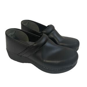 Dansko Womens XP 2.0 Clogs Waterproof Slip On Slip Resistant 9.5-10 EU 40 Black
